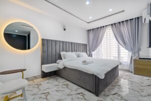White Velvet 4